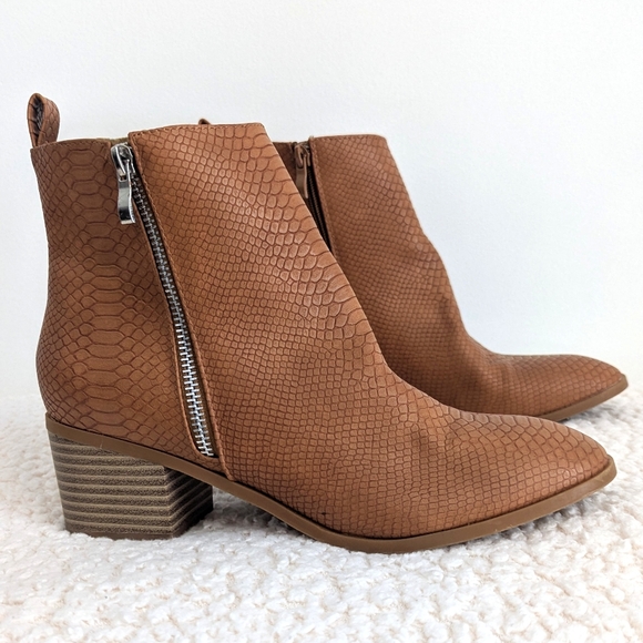Zby Shoes - Cognac Textured Ankle Booties | Side Zip Block Heel Booties
